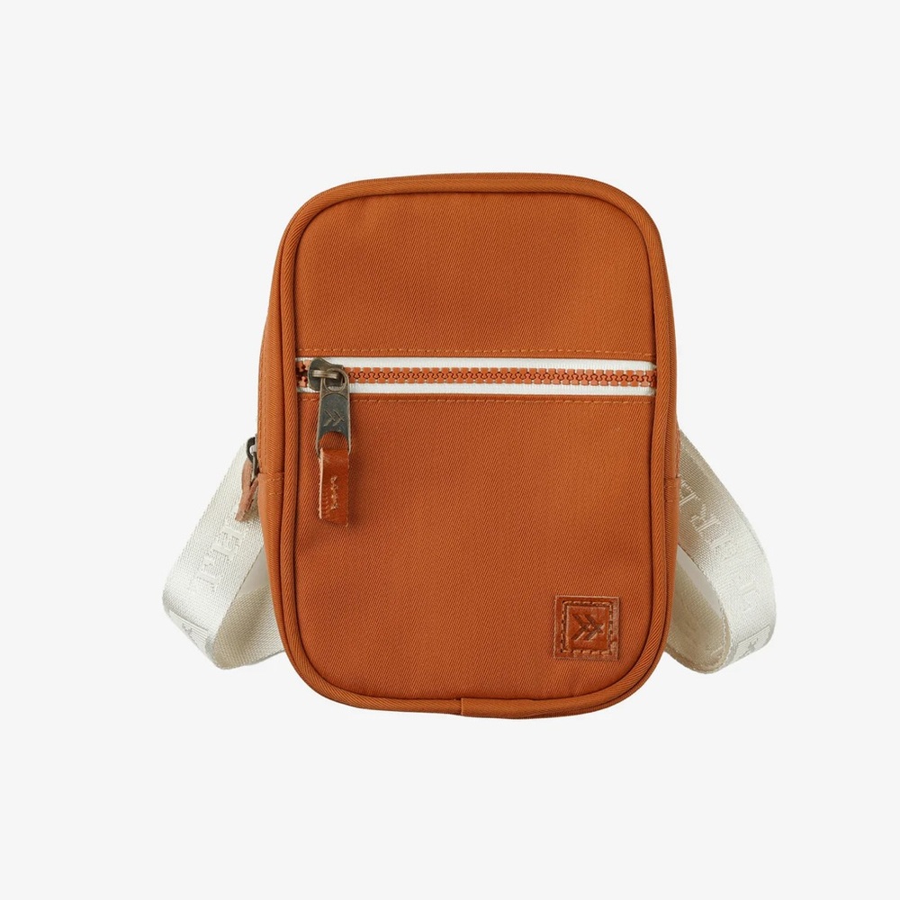 NWT Thread Crossbody Bag